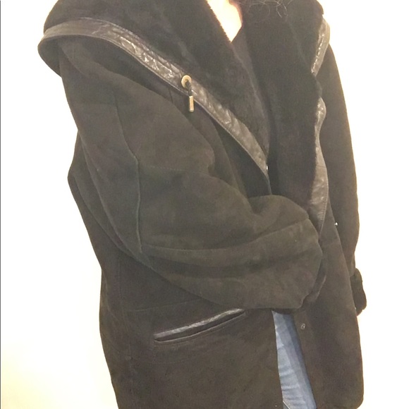 Sheepskin oversize winter coat. Paris Vintage - Picture 5 of 9